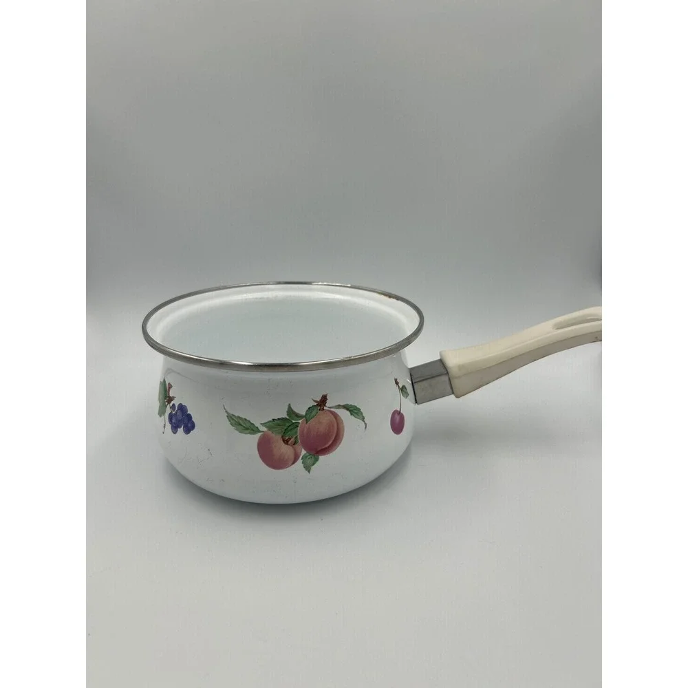 Vintage Bumper Harvest Enamel Fruit Saucepan White Pot Grapes Peaches Retro